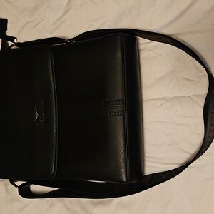 Man's Cross Body